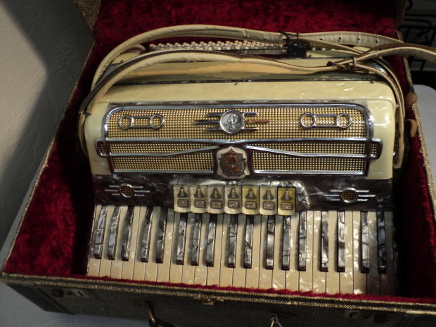 castiglione accordions used